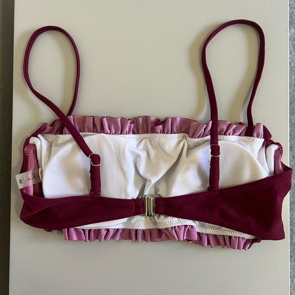 Cupshe | Maroon Ribbed Ruffle Bikini Top - Picture 2 of 5